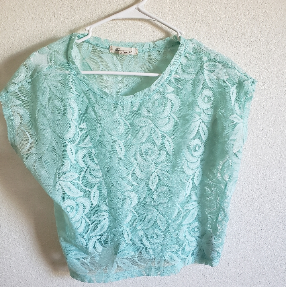 Forever 21 Short Sleeve Top